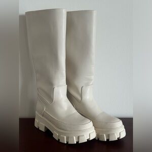 Circus NY "Dollie" Women's Size 9US White Knee-High Chunky Platform Boots